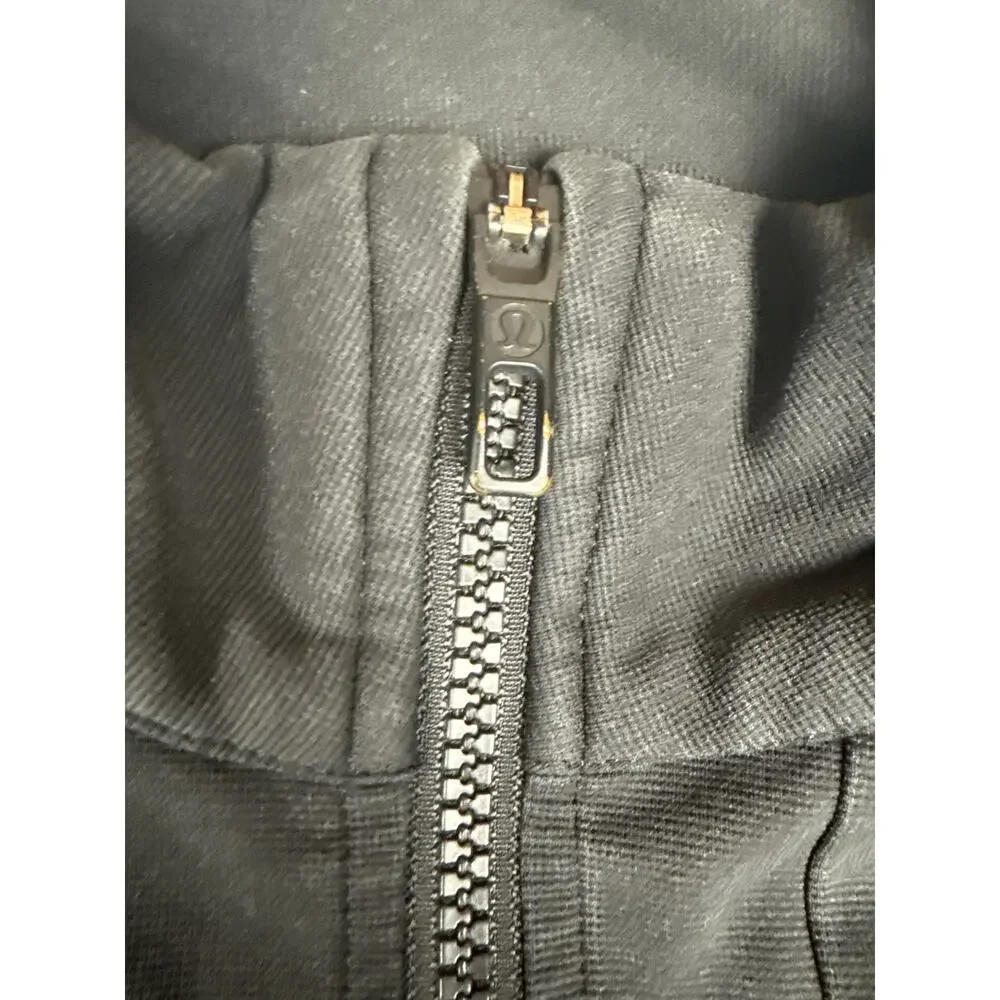 Lululemon sojourn warpstreme jacket men’s M - Picture 8 of 15